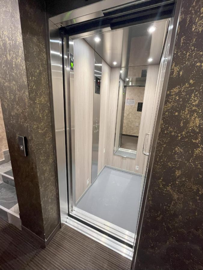 Garni Hotel Imperium سوبوتيتْسا المظهر الخارجي الصورة